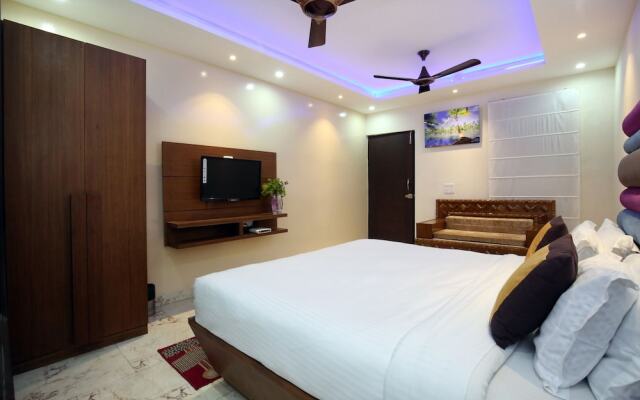 OYO 4727 Hotel Sangam Pacific