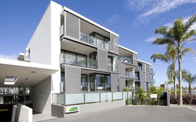 Rooftop Retreat - Mount Maunganui Holiday Home