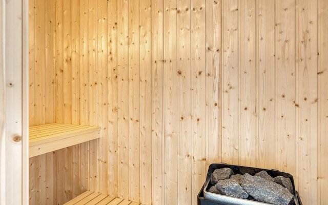 8 Person Holiday Home in Dannemare