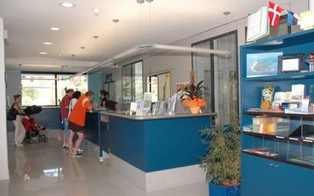 Los Nidos Holiday Resort Bungalows