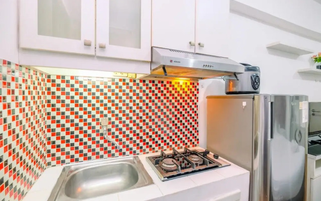 Homey And Fully Furnished Studio At Green Bay Pluit Apartment