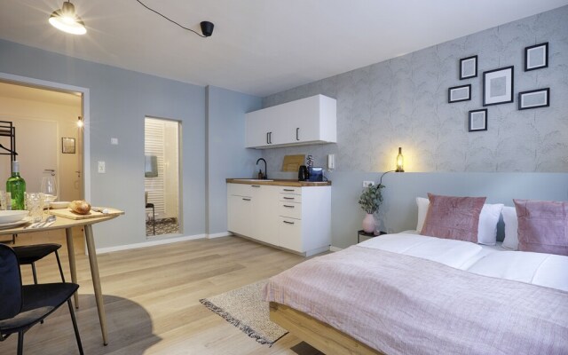 Julius Apartments