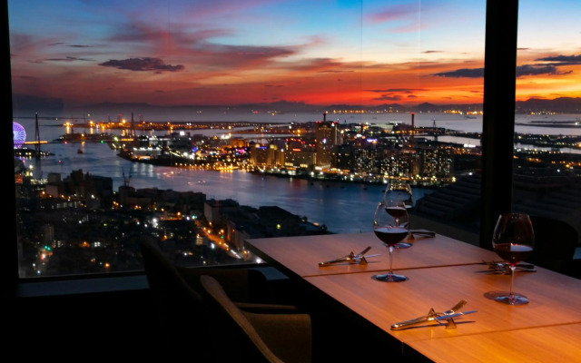 ART HOTEL Osaka Bay Tower