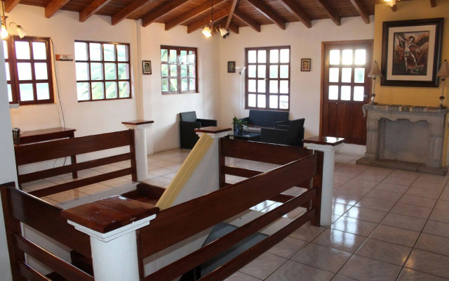 Hosteria San Carlos Tababela