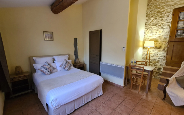 Logis Hotel La Bastide St Bach
