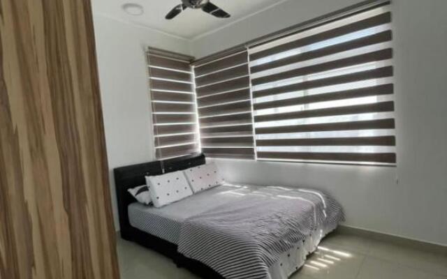Mr 2 Homestay Putrajaya With Pool,Garden And Gym