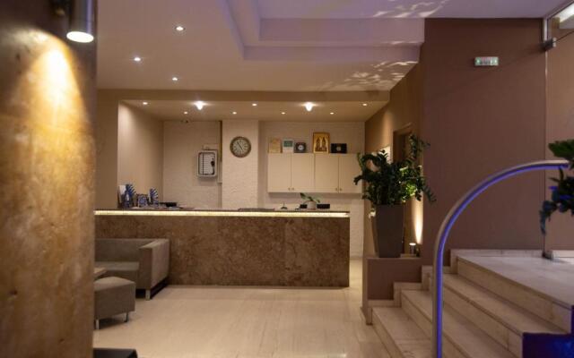 Nidimos Hotel