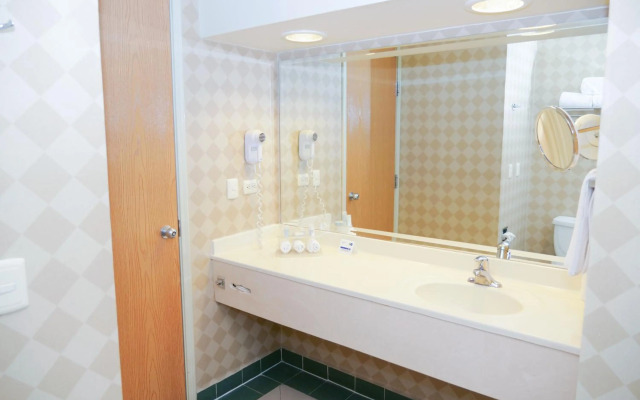 Holiday Inn Express Silao Aeropuerto Bajio by IHG
