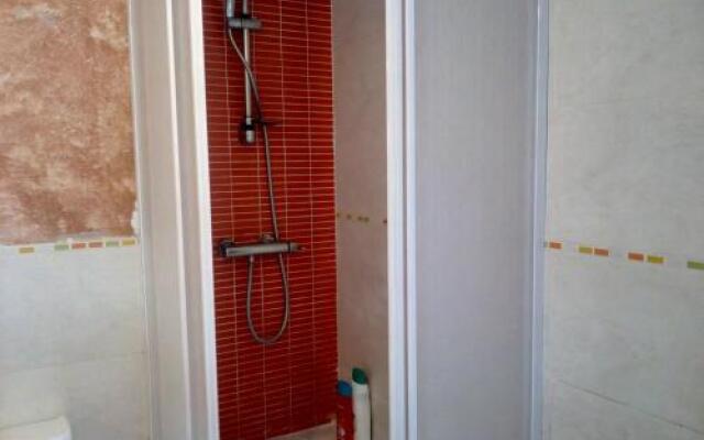 Lola Apartment Encorts