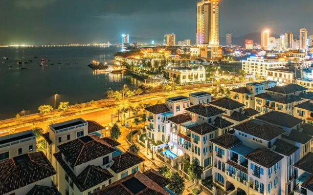 Phoenix Villas Sun Ha Long