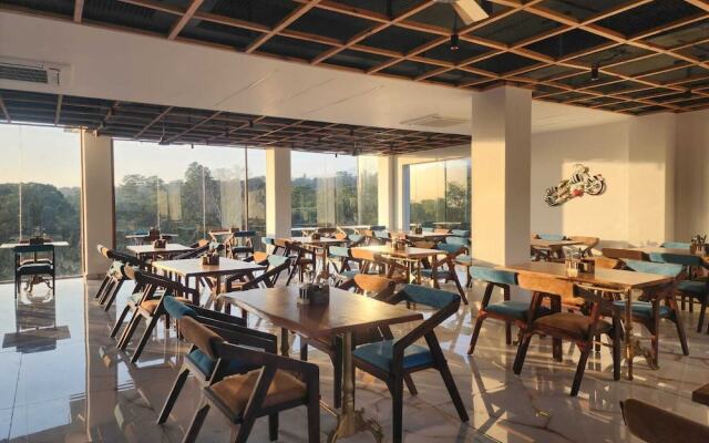 Portola Hotel By Parkside