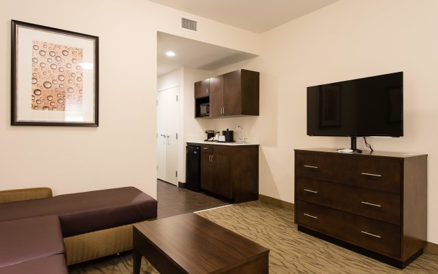 Holiday Inn Express & Suites Aiken, an IHG Hotel