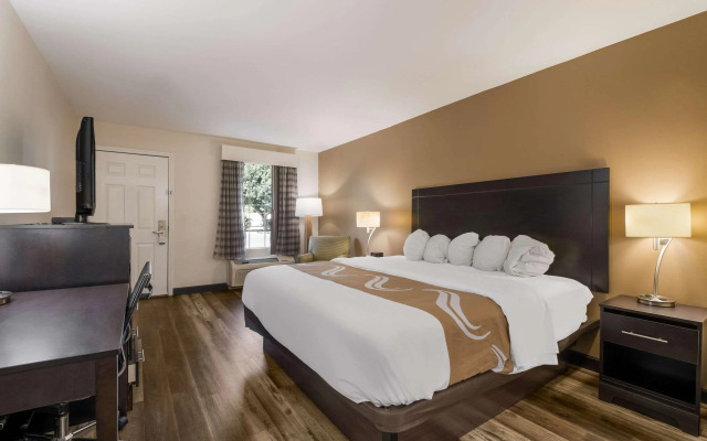 Quality Inn Decherd / Winchester