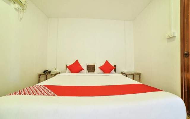 Capital O 30548 Padma Cottages