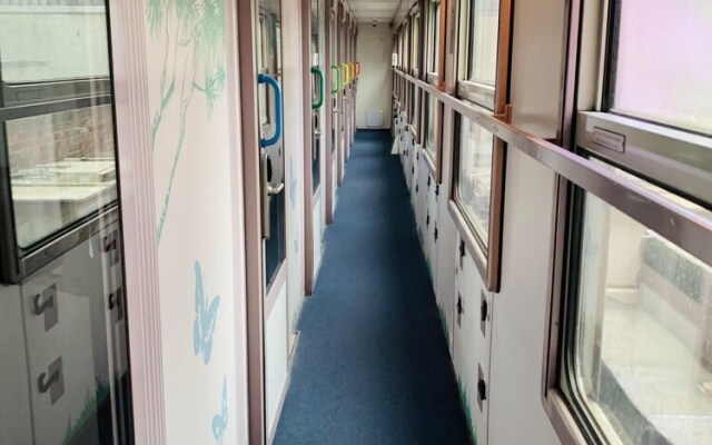 Train Cabin Hostel