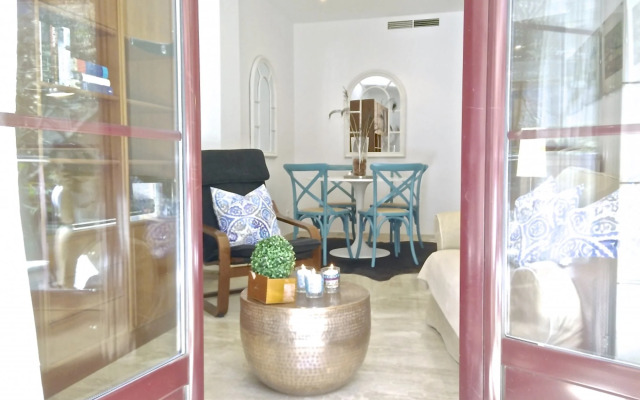 Family friendly 2BR Terrace quiet street - Neo