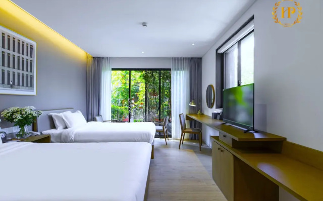 Blessed Hotel