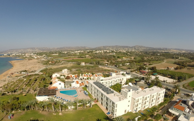 Helios Bay Hotel Apts & Villas