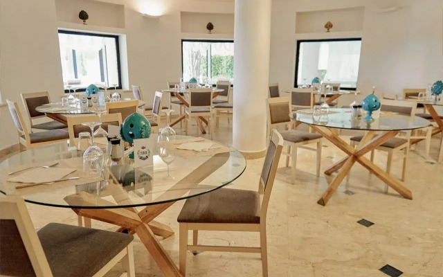 Sunshine Hotel & Spa