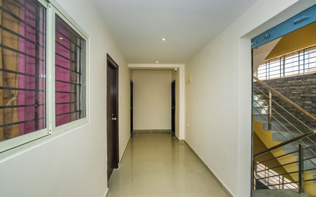 Capital O 22490 Hotel Paradise Inn