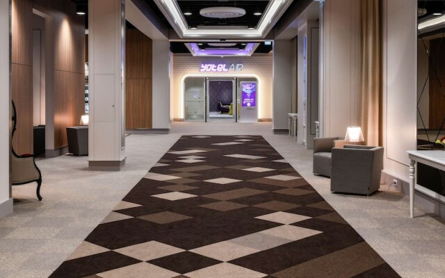 YOTELAIR Paris CDG - Transit Hotel