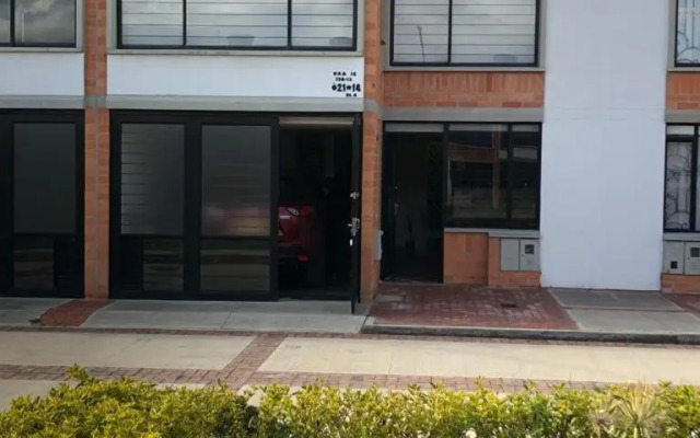 Su Casa Para Descanso En Familia Y/O Trabajo