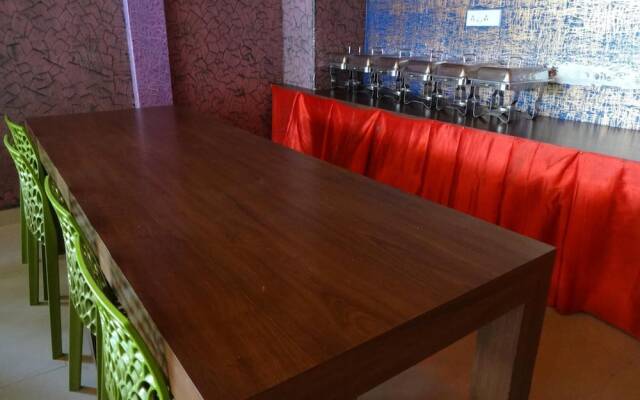 Holiday Inn Beach Resort