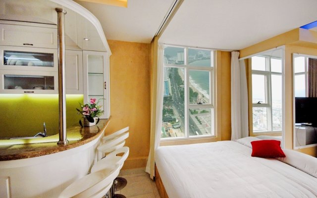 Handy Holiday Nha Trang Beach Apartment