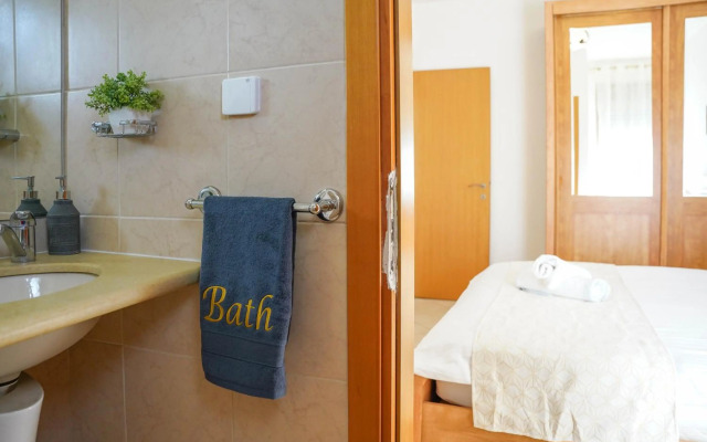 two bed room apartment 5 min walk to the beach