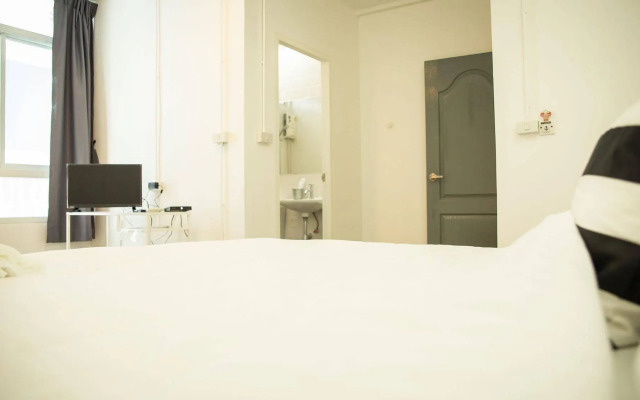 The Rabbits Hole Hostel
