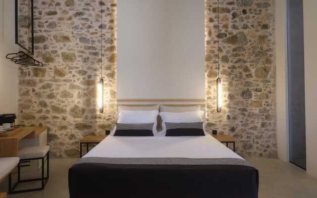 Zaira Hotel