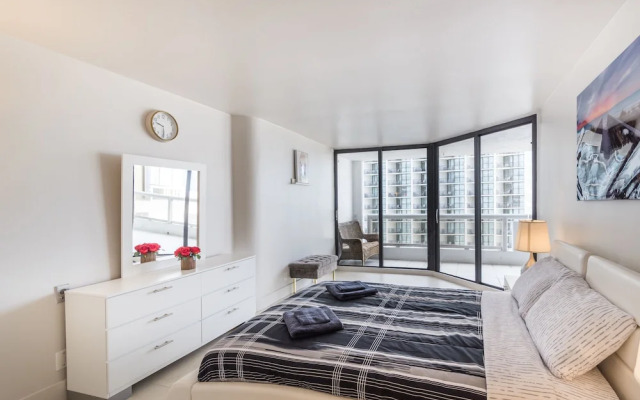 Stunning Balcony Views 3 Bedroom
