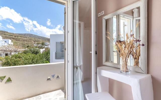 Ninemia Suites Tinos Grand 205