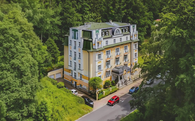 Villa Savoy Spa & Wellness