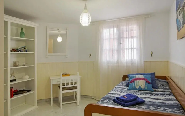 Spacious Bungalow for 6 People in Masapalomas