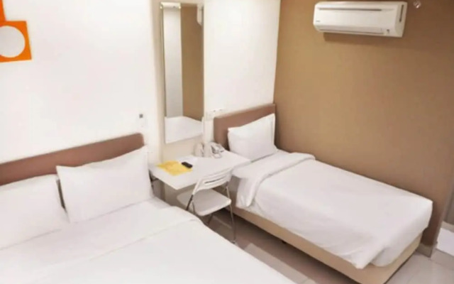 YY318 Hotel