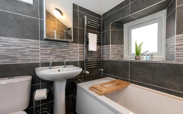 Spacious 3-Bedroom Apartment