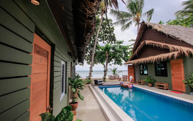 Bandon Beach Bar & Hostel - Adults Only