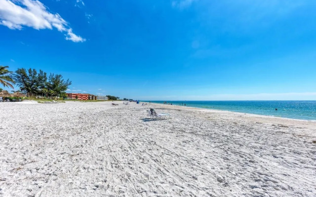 Anna Maria Island Edgewater Bungalow