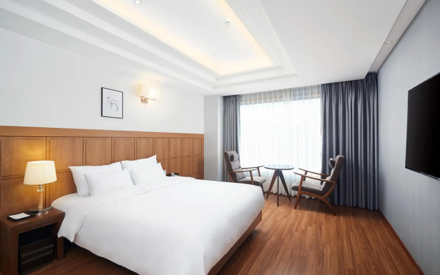 Lion Hotel