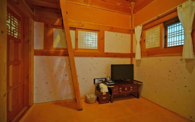 Hanok goeul