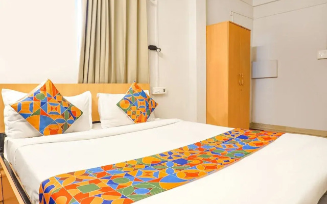 Fabhotel Silver Key I