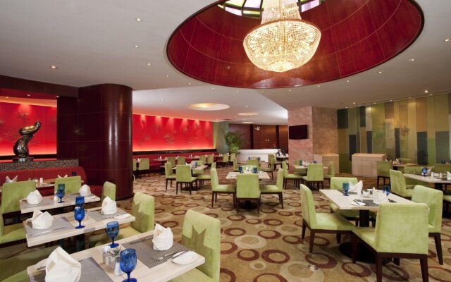 Holiday Inn Shanghai Pudong Nanpu by IHG