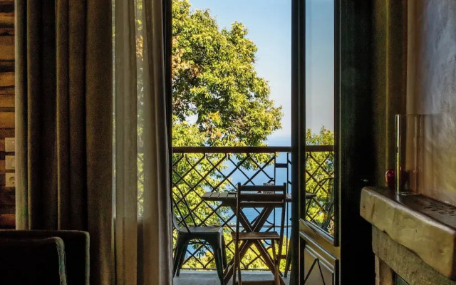 Adama Guesthouse