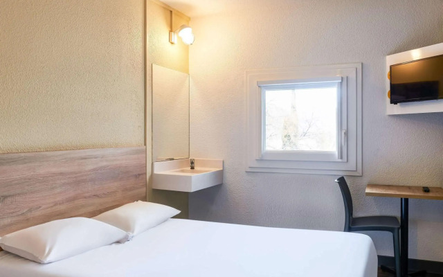 HotelF1 Geneve Ferney Airport