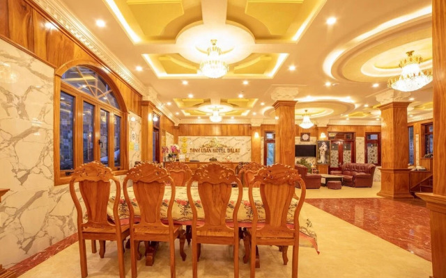 Capital O 1198 Dinh Loan Hotel