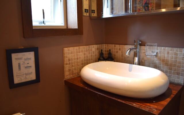 2 Bedroom Flat in Stoke Newington