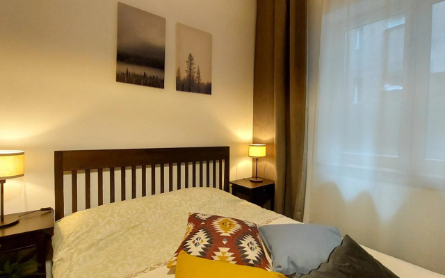 AMZEI Studios & Suites