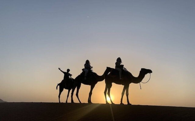 Sanmao Desert Luxury Camp