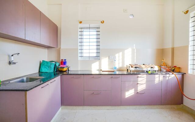 Fabhotel The Sun Roof Suites